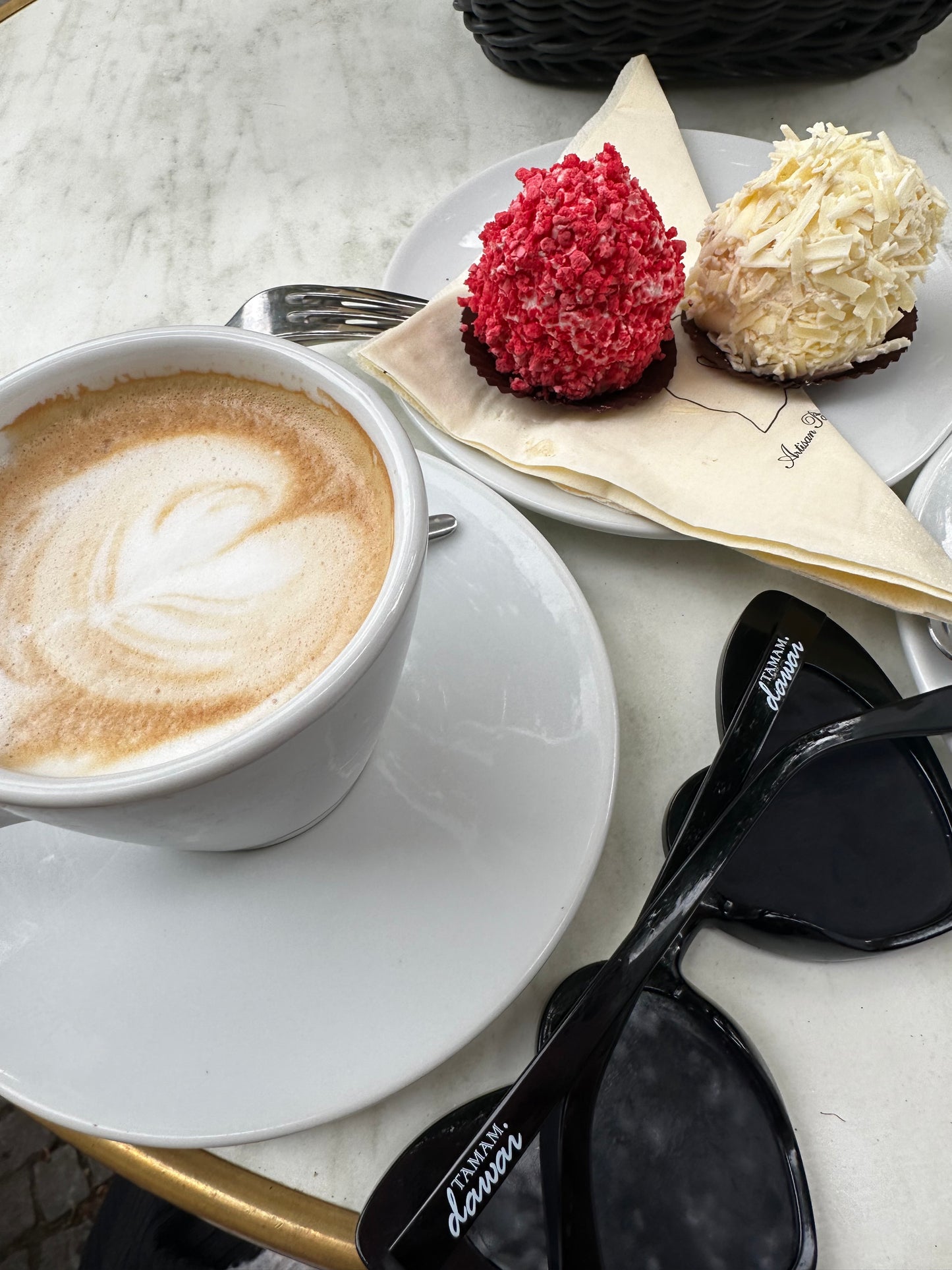 Sonnenbrille LOVE